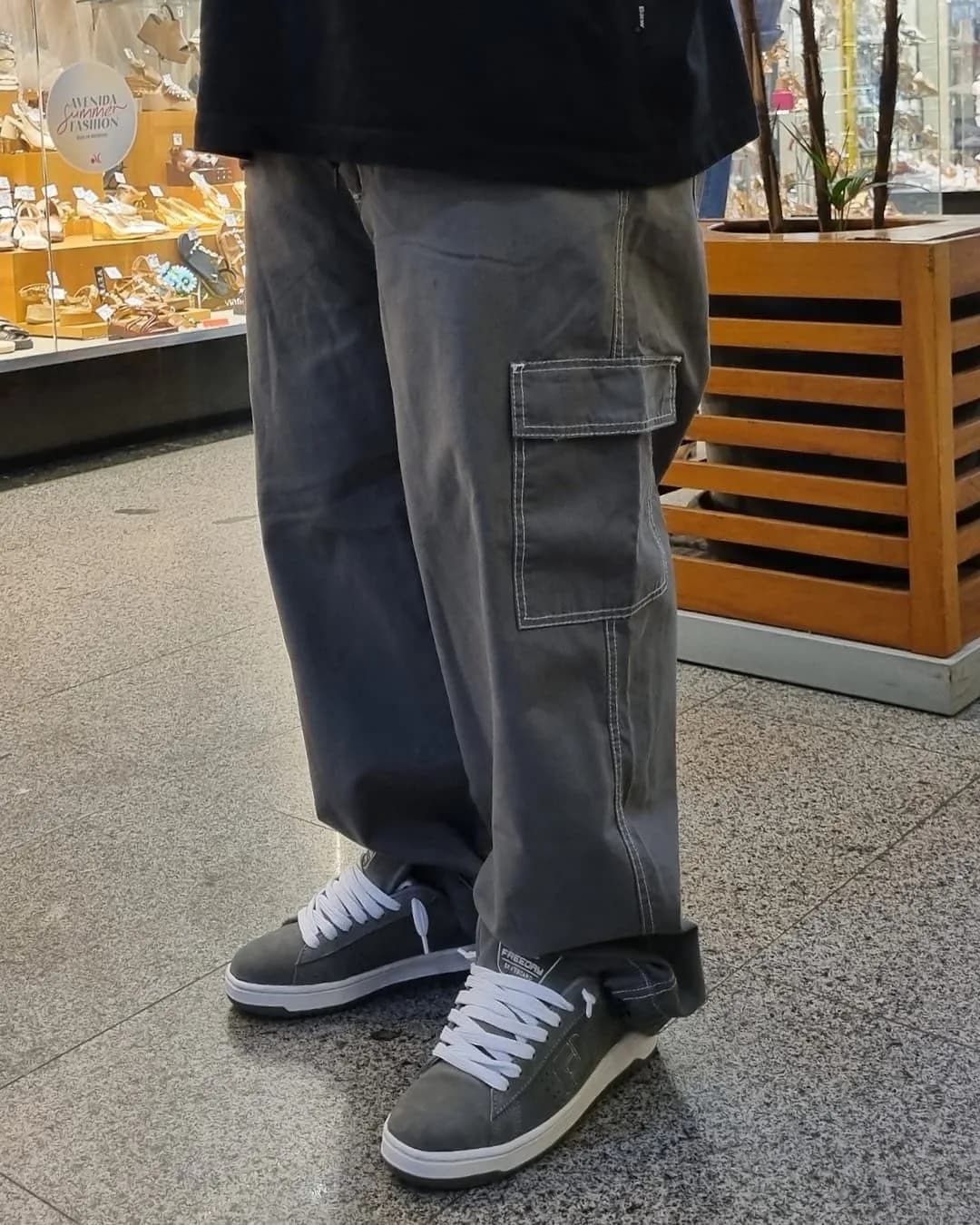 Calça cargo cinza